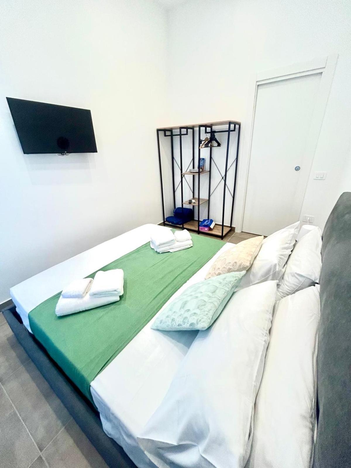 Fly Zone Naples住宿加早餐旅馆 外观 照片